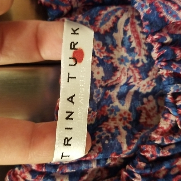 💕TRINA TURK💕 Chiffon Flounce Short Sleeve Blouse Tassels ~ Micro Floral Print - Picture 8 of 9